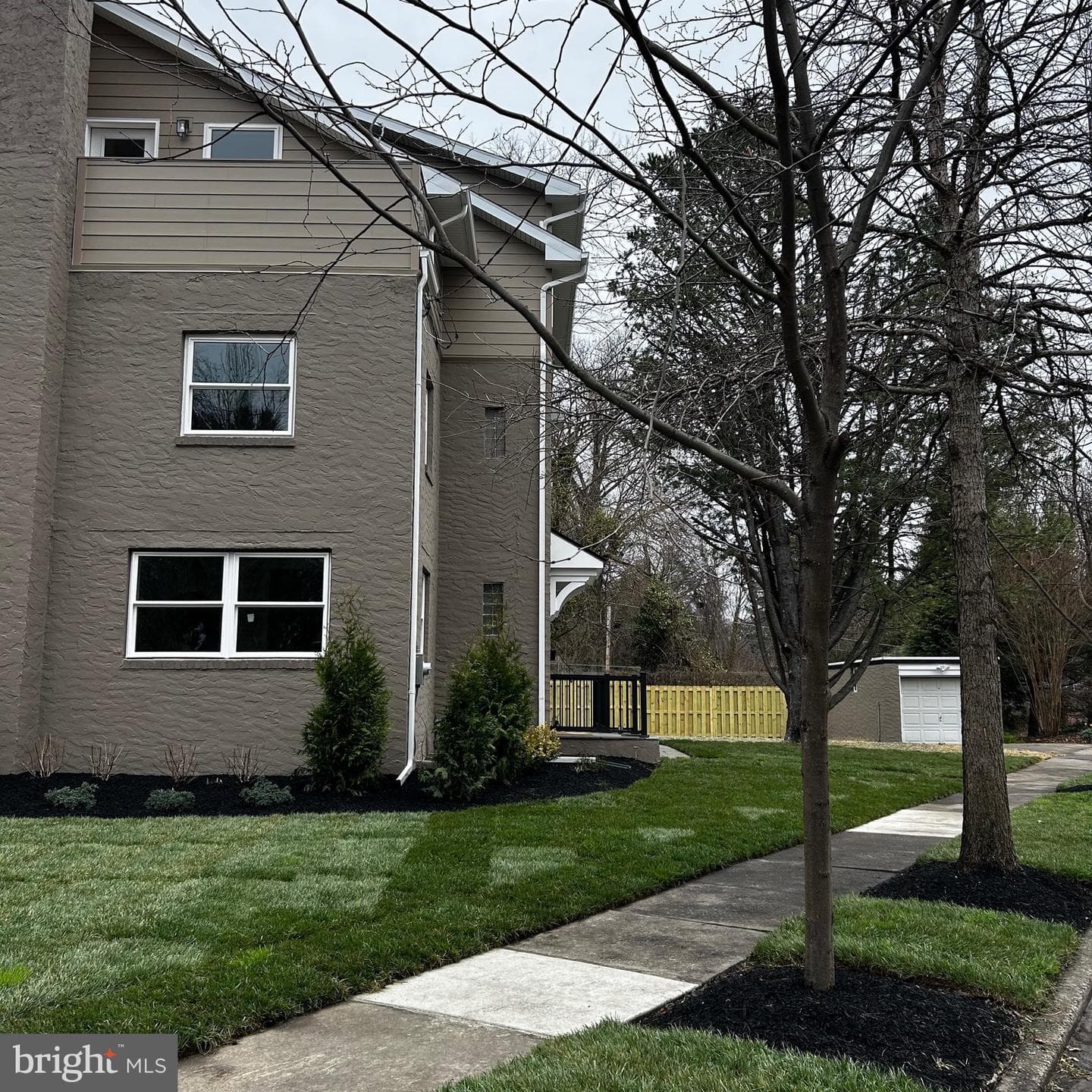 427 Grove Place