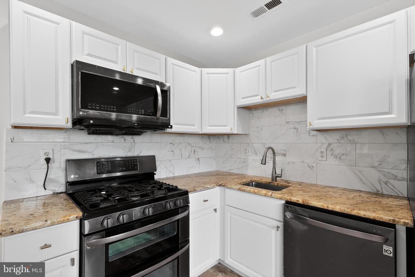 22 Victoria Circle photo 22