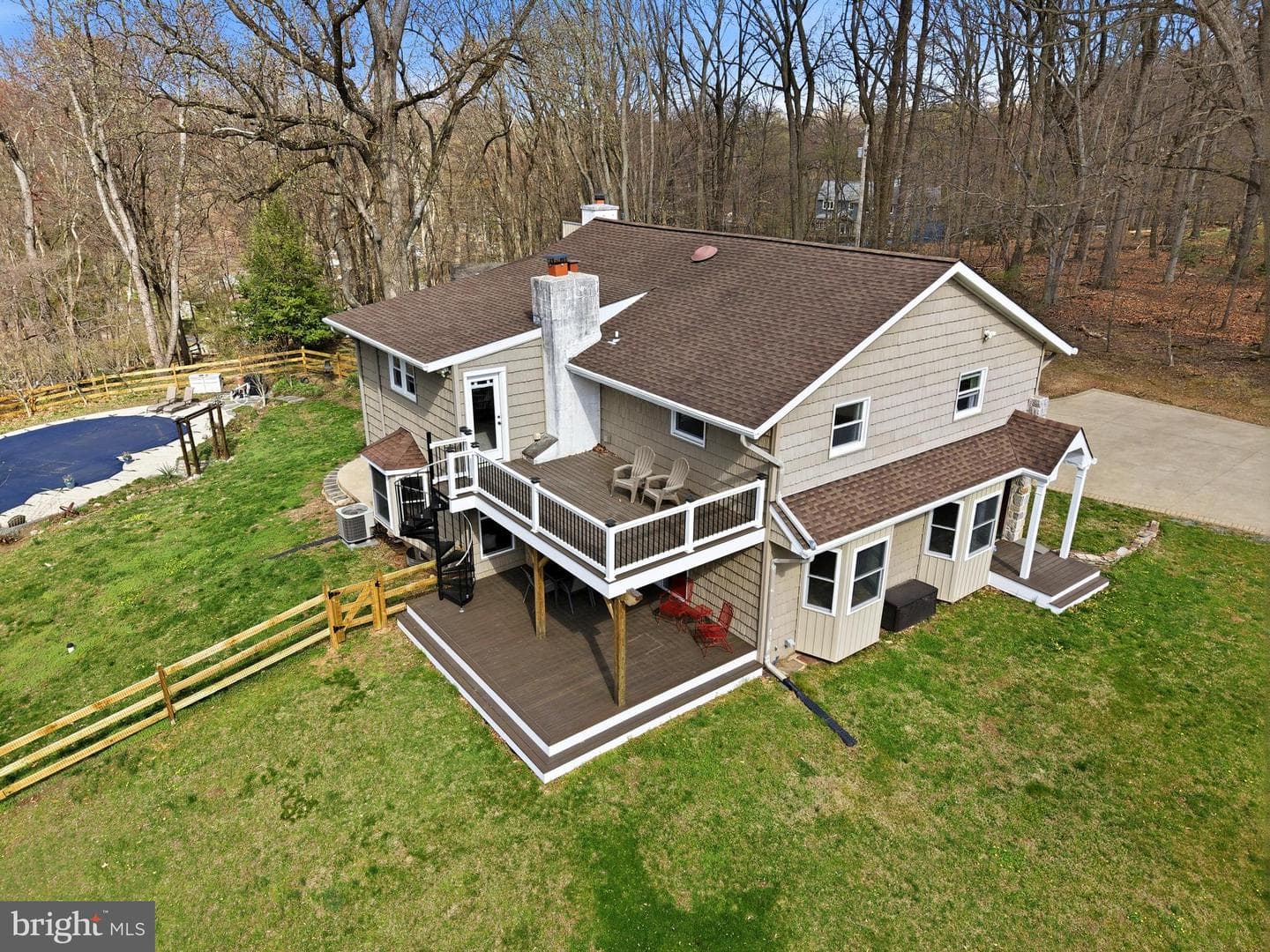 720 Hobbs Road photo 3