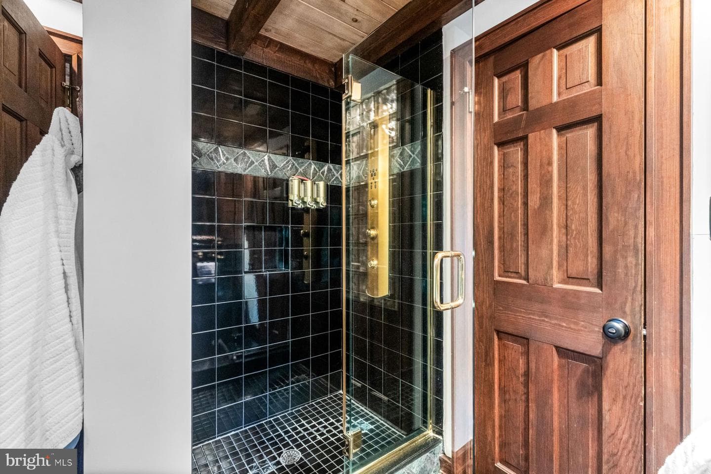 1408 Rene Road photo 45
