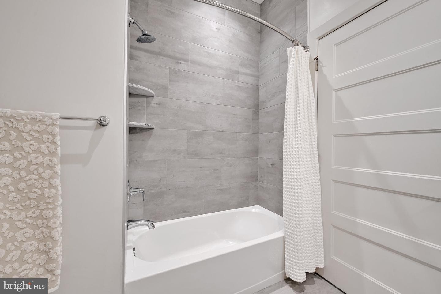 575 S Goddard Boulevard #303 photo 20