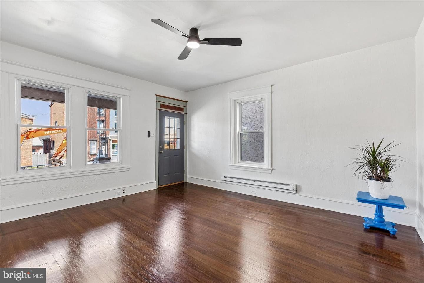 1120 Swede Street photo 2