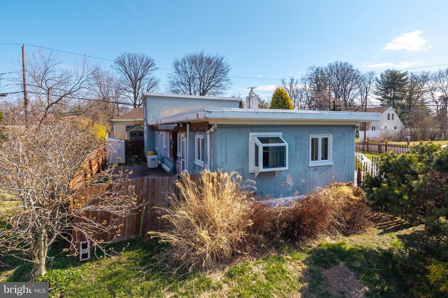 8101 Douglas Road photo 26