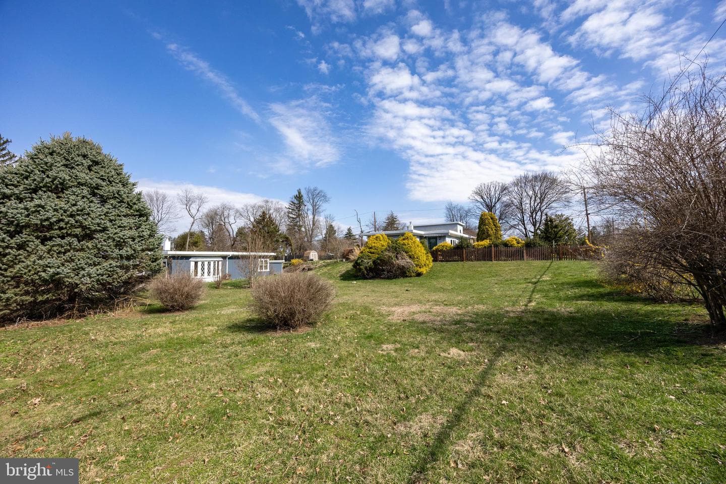 8101 Douglas Road photo 33