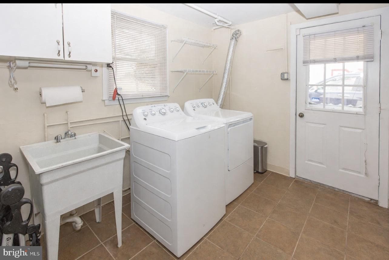 1724 Darland photo 31