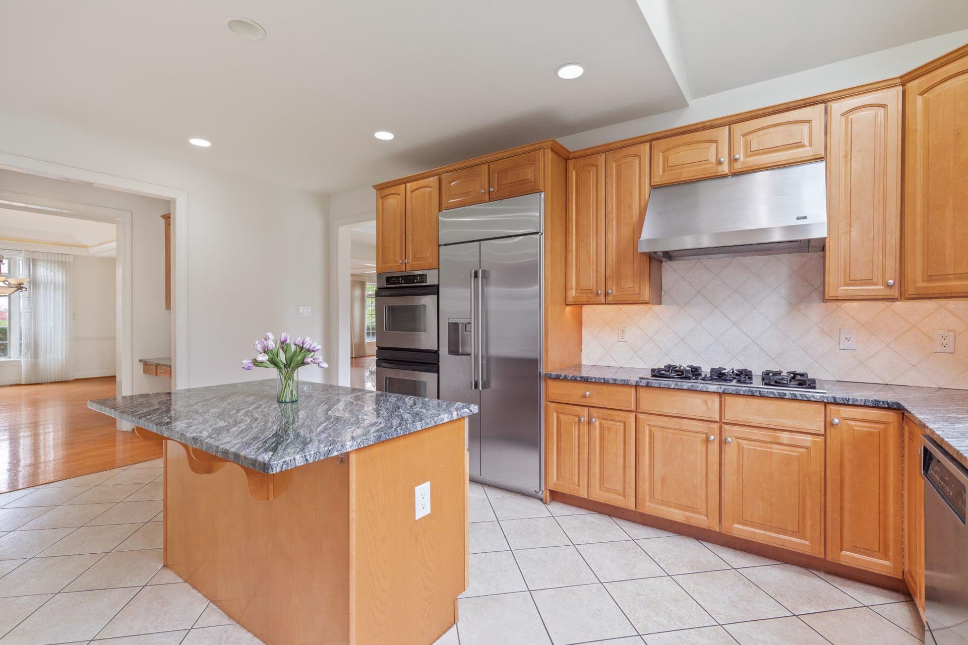 2205 Jefferson Lane photo 16