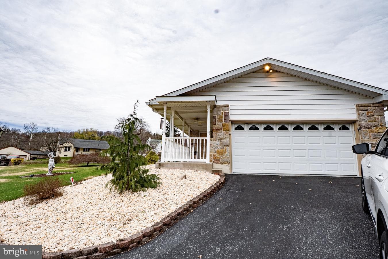 1514 Bahr Road photo 7