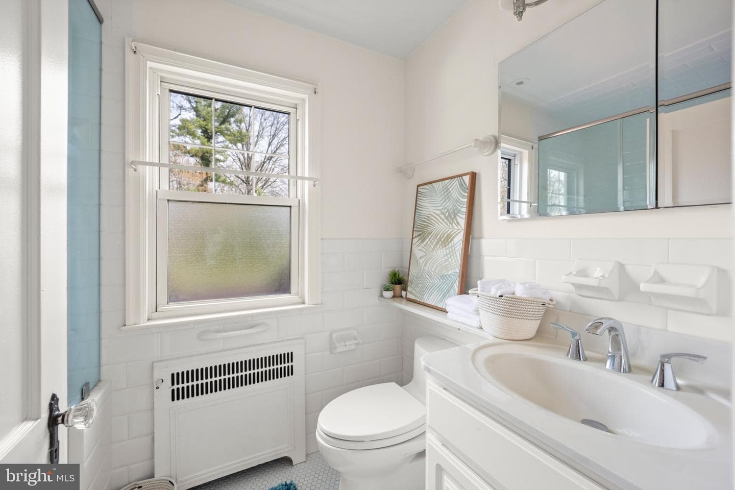 1037 Montgomery Avenue photo 21