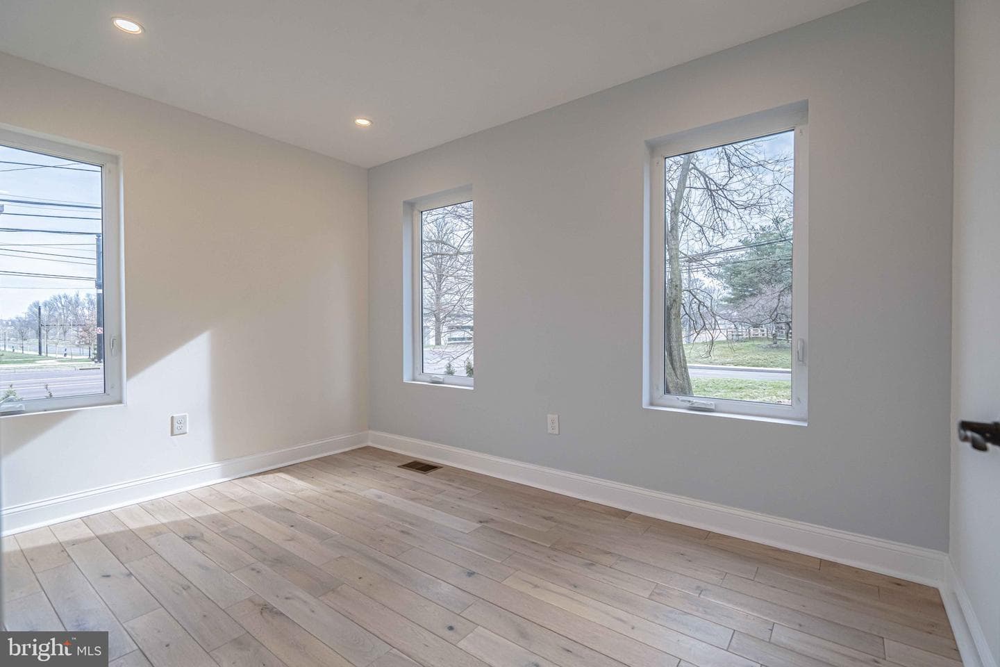 300 Witmer Road photo 20