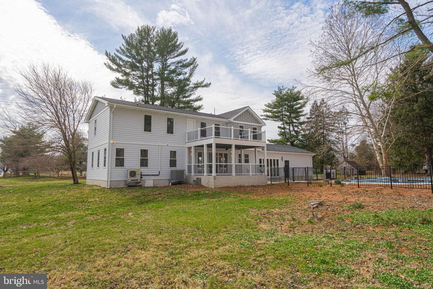 300 Witmer Road photo 49
