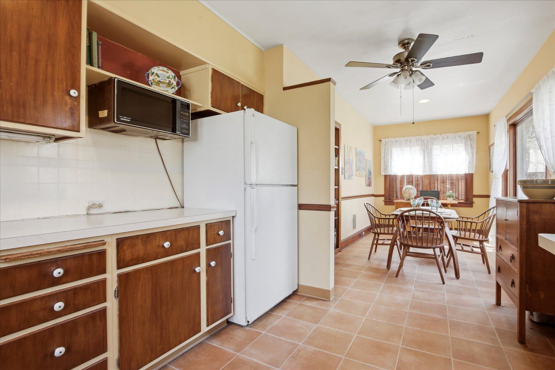 304 Harrison Avenue photo 11