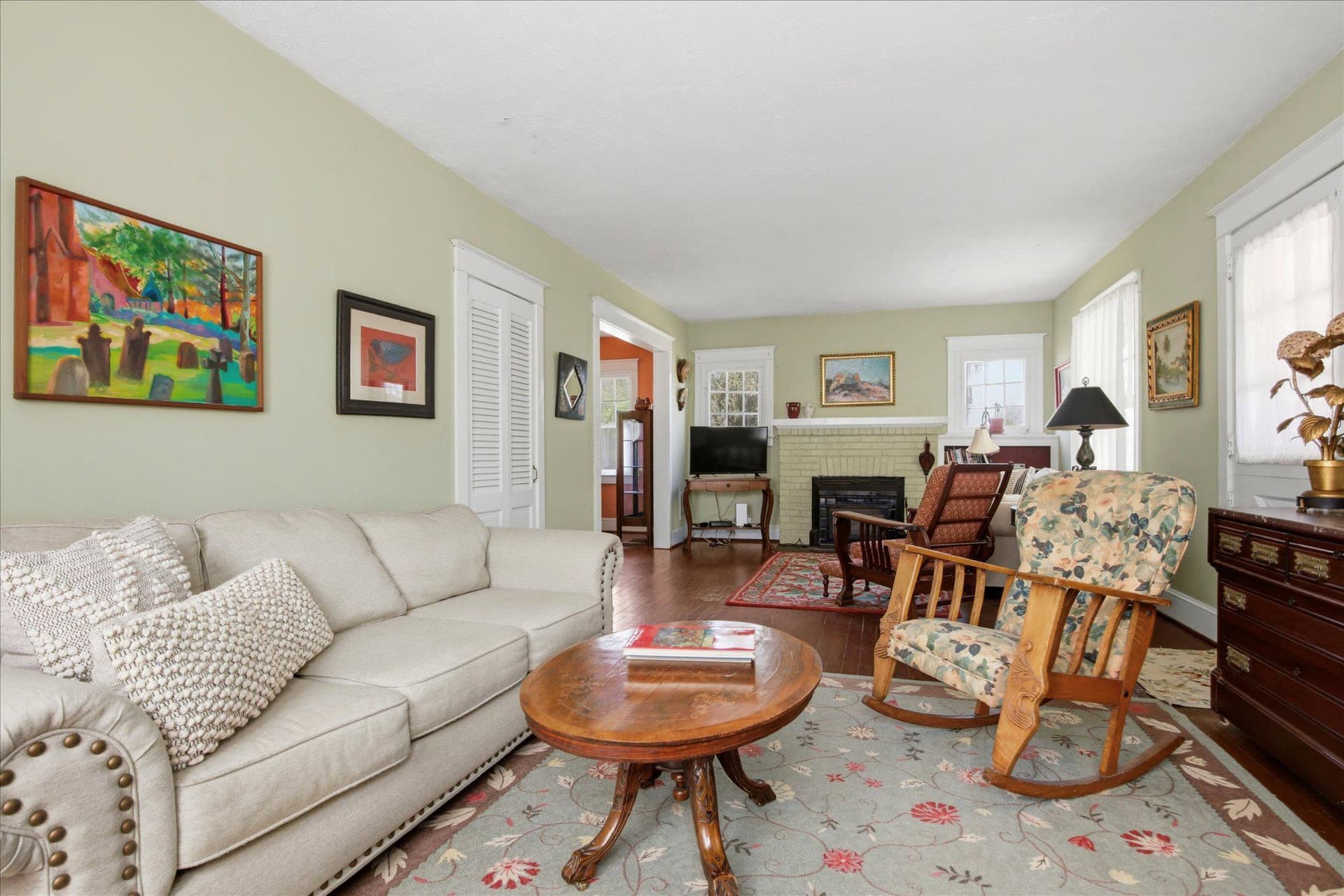 304 Harrison Avenue photo 7
