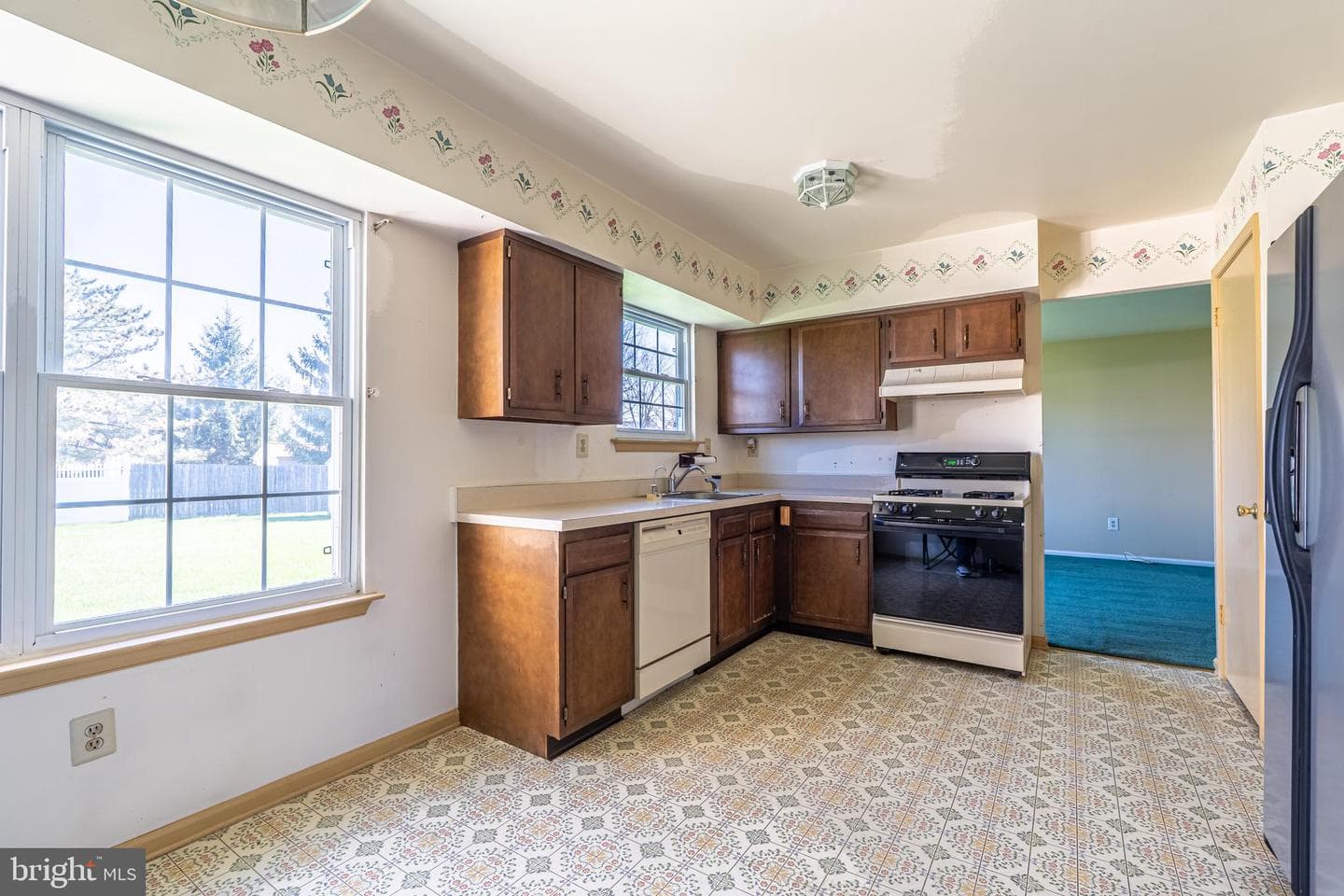 894 Herman Road photo 11