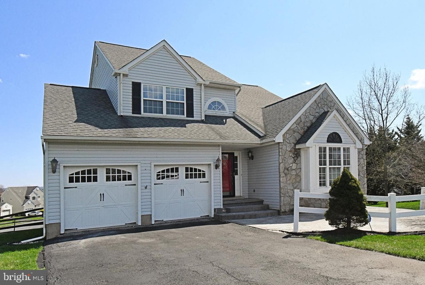 502 King Road photo 2