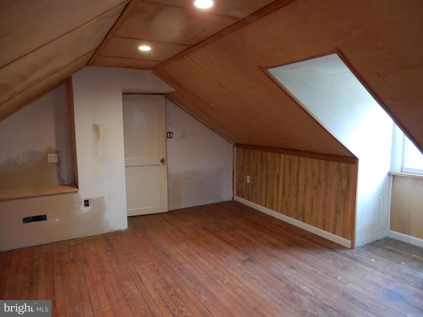 1215 Lower State Road photo 25