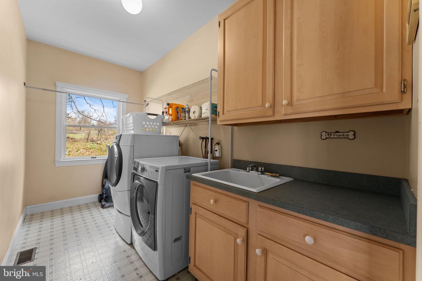 880 Troxel Road photo 16