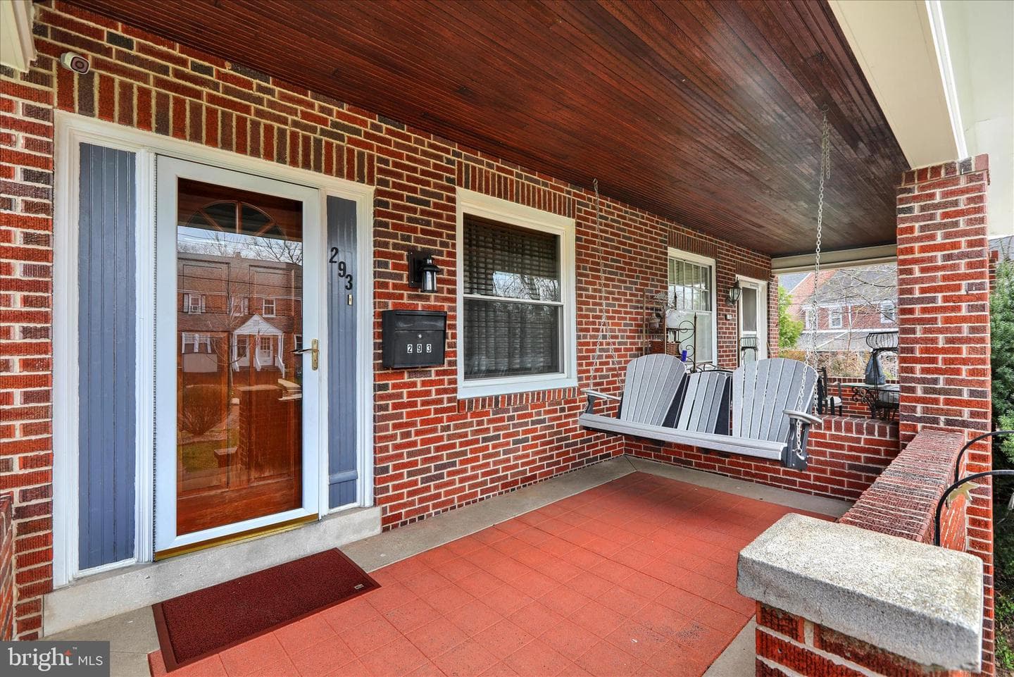 293 Diamond Street photo 2