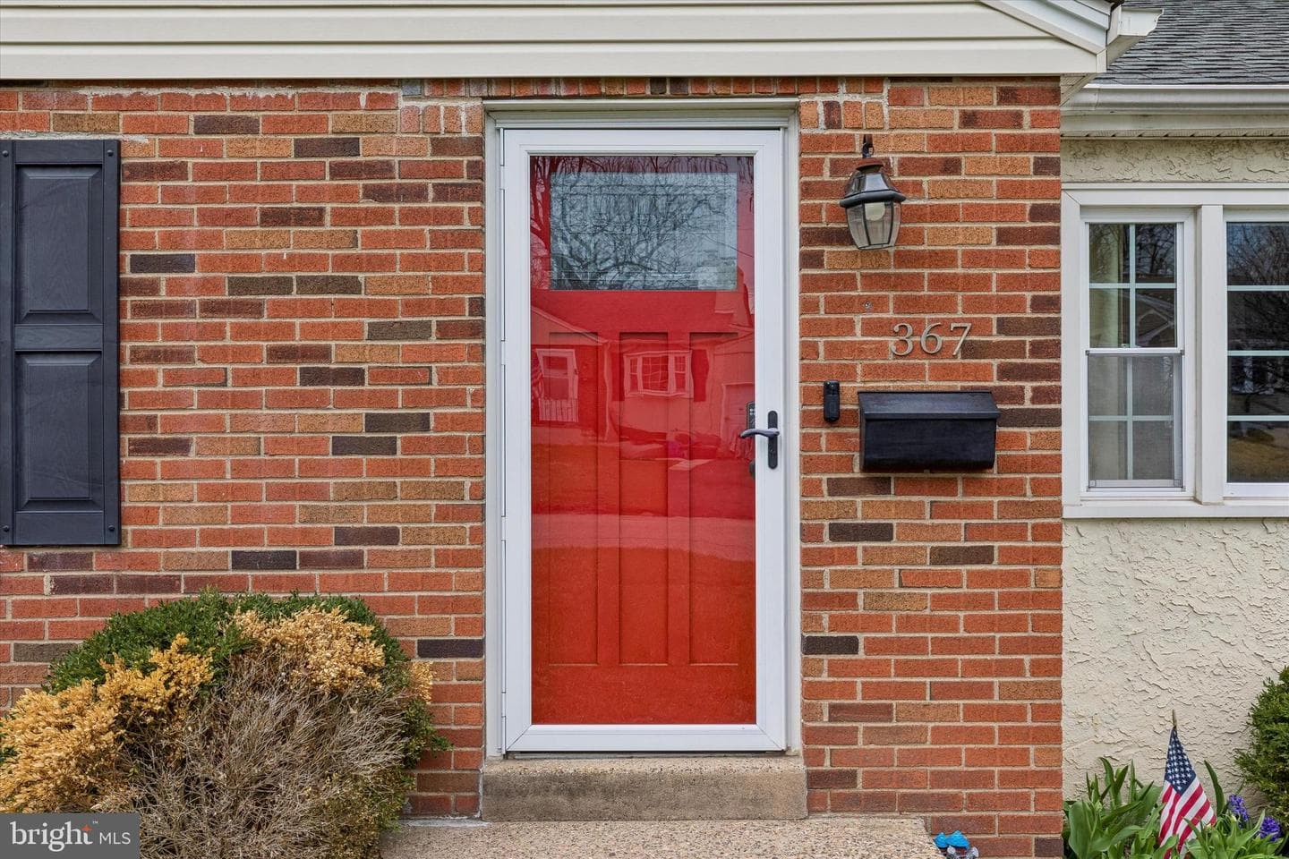 367 Windsor Avenue photo 3