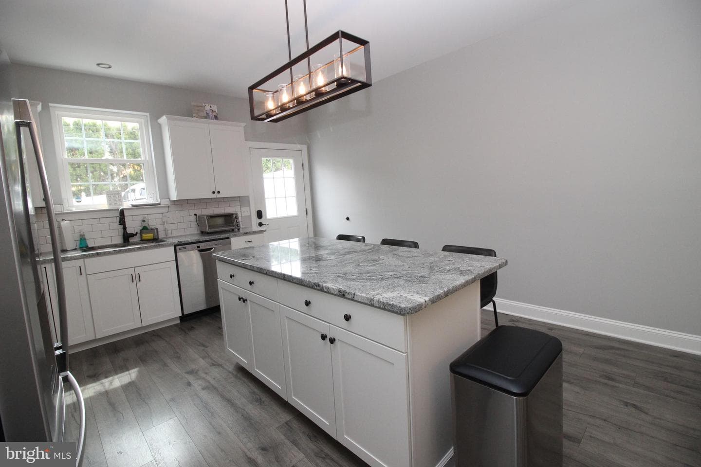 912 Ford Street photo 10