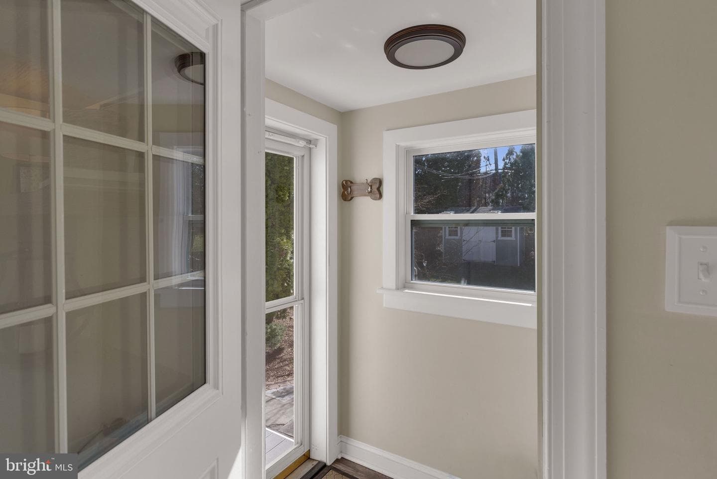 316 E Mount Pleasant Avenue photo 28