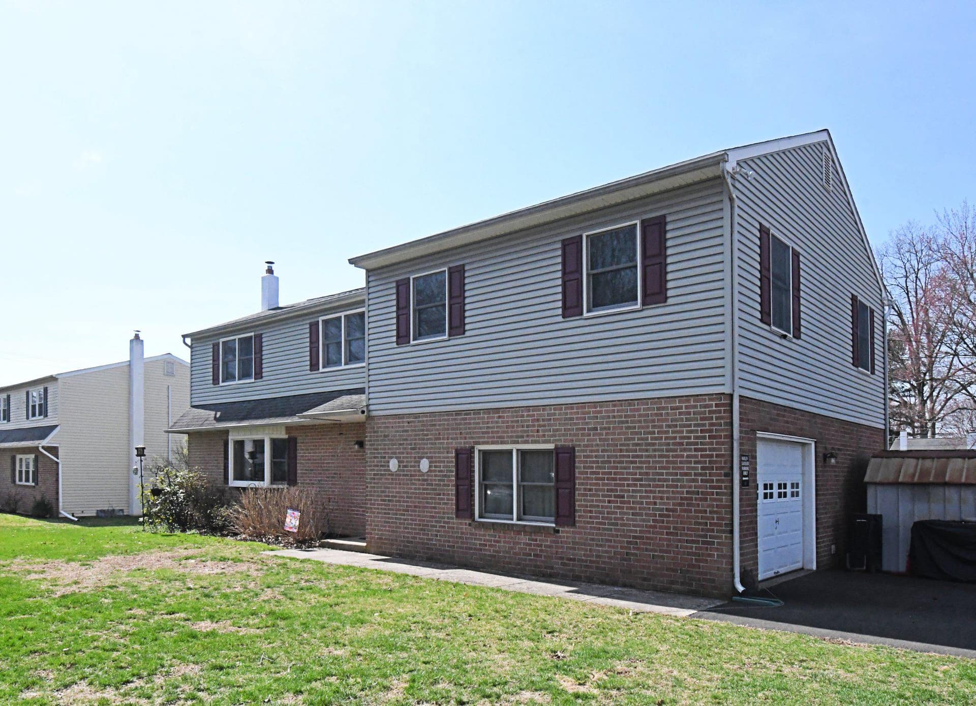 233 Broadway Avenue photo 4