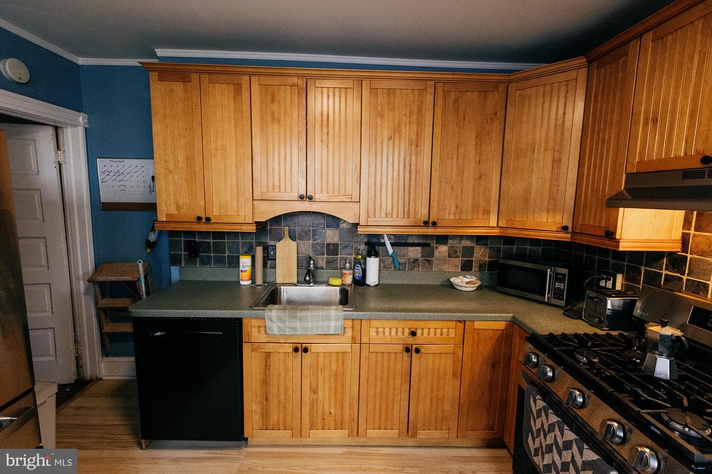 429 Maple Street photo 13
