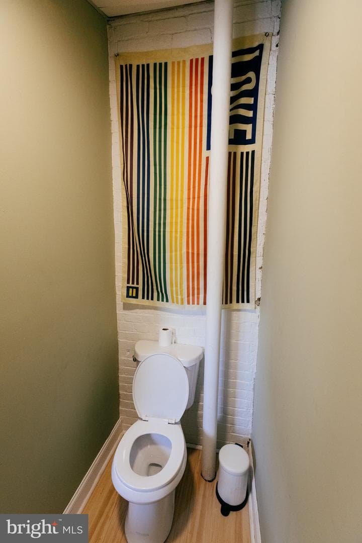 429 Maple Street photo 18