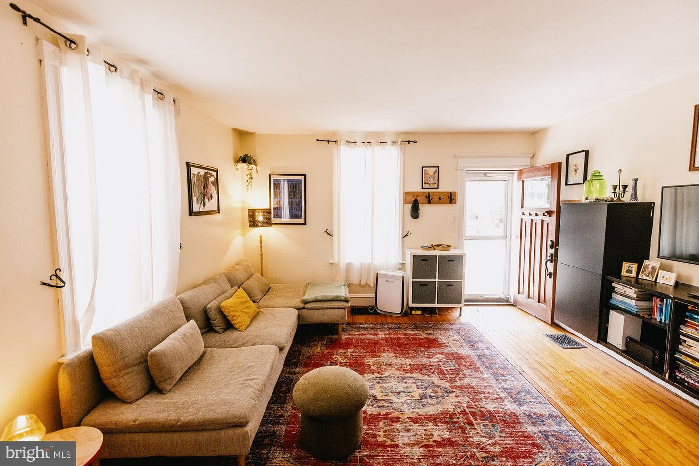 429 Maple Street photo 5