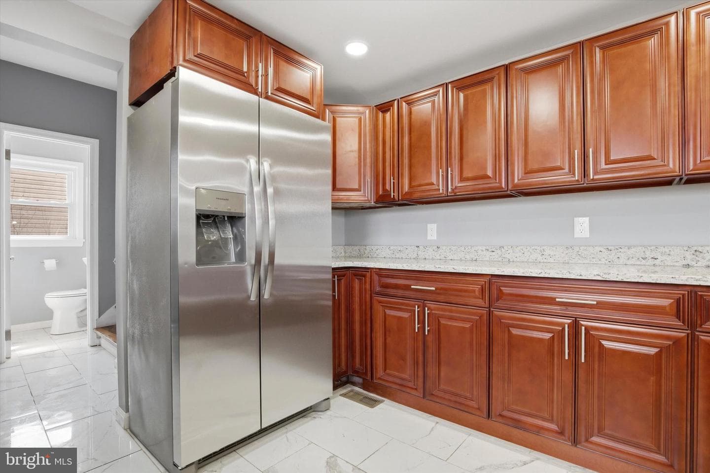 1061 York Avenue photo 12