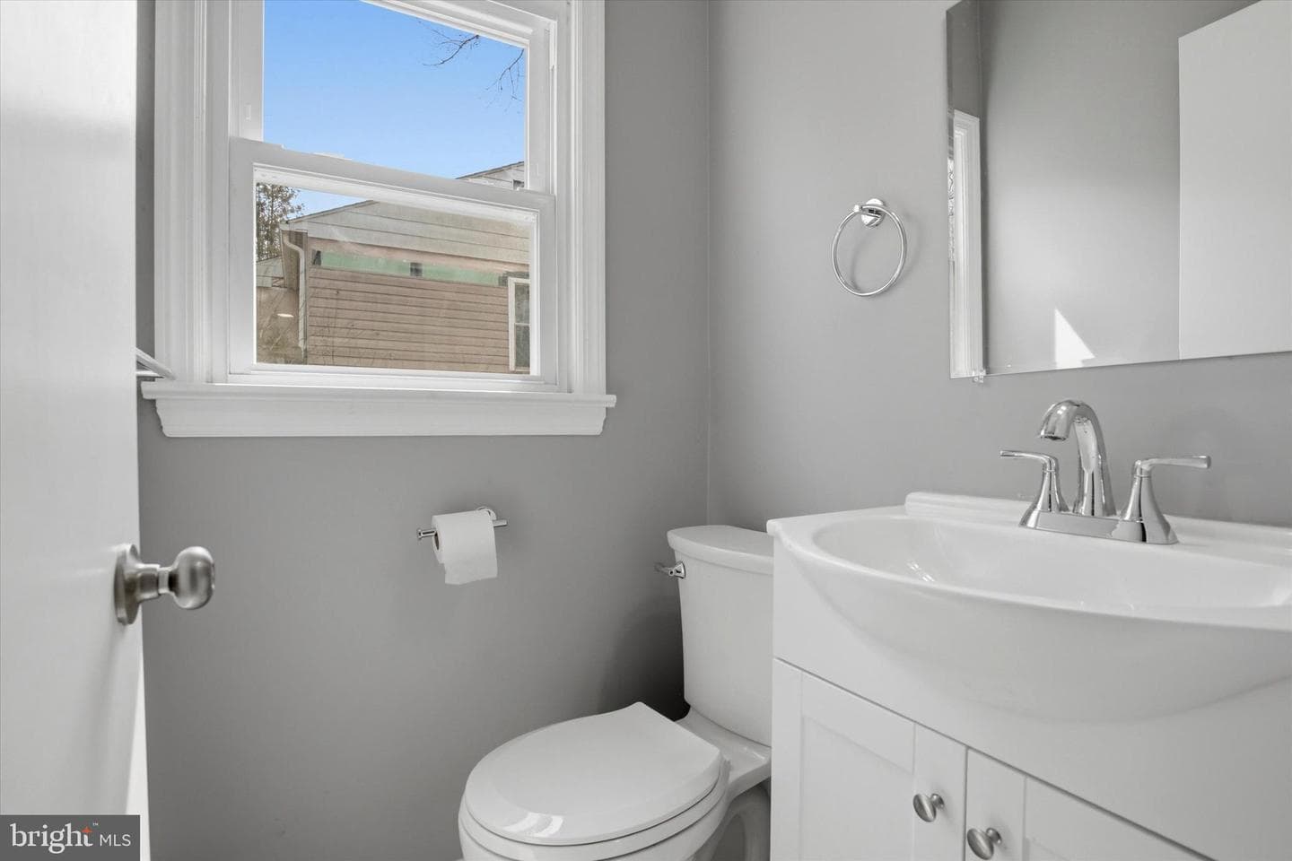 1061 York Avenue photo 14