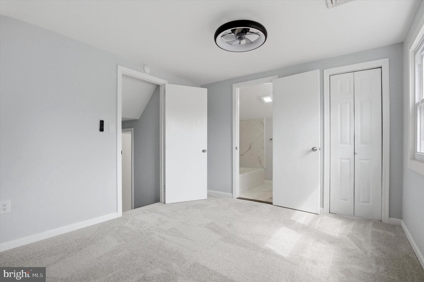 1061 York Avenue photo 28