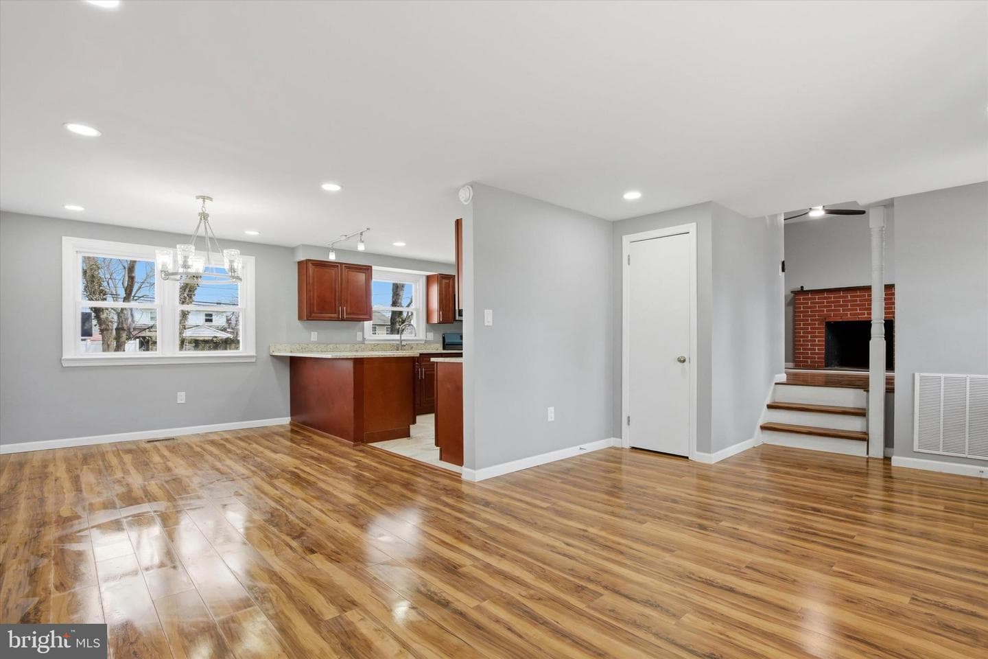 1061 York Avenue photo 5
