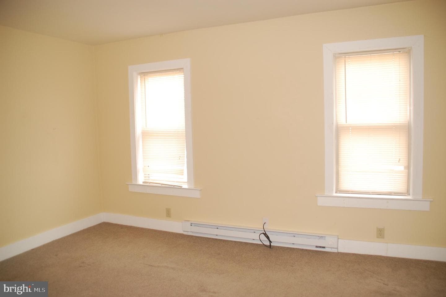 76 Hillside Avenue photo 13
