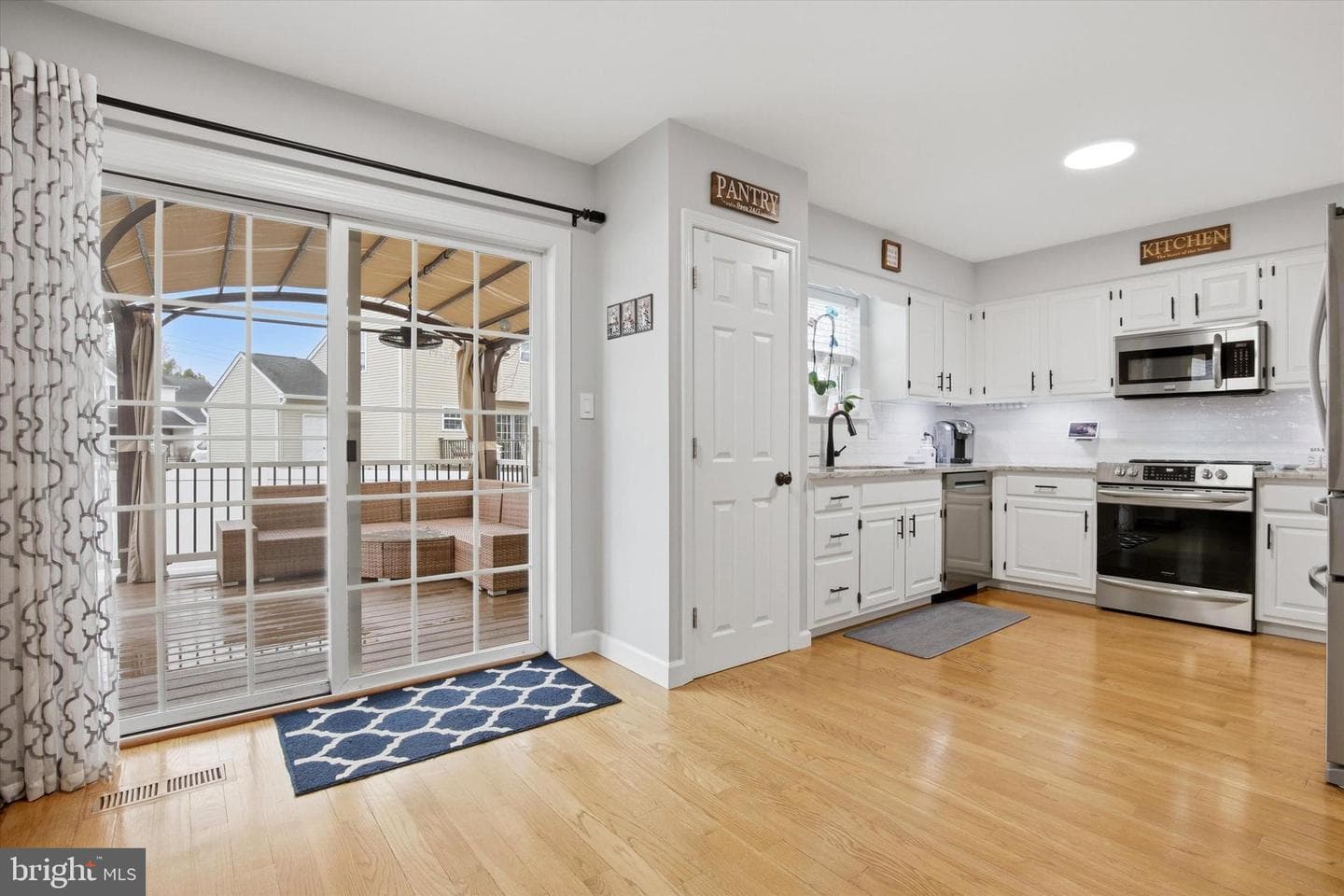 4146 Alana Lane photo 8