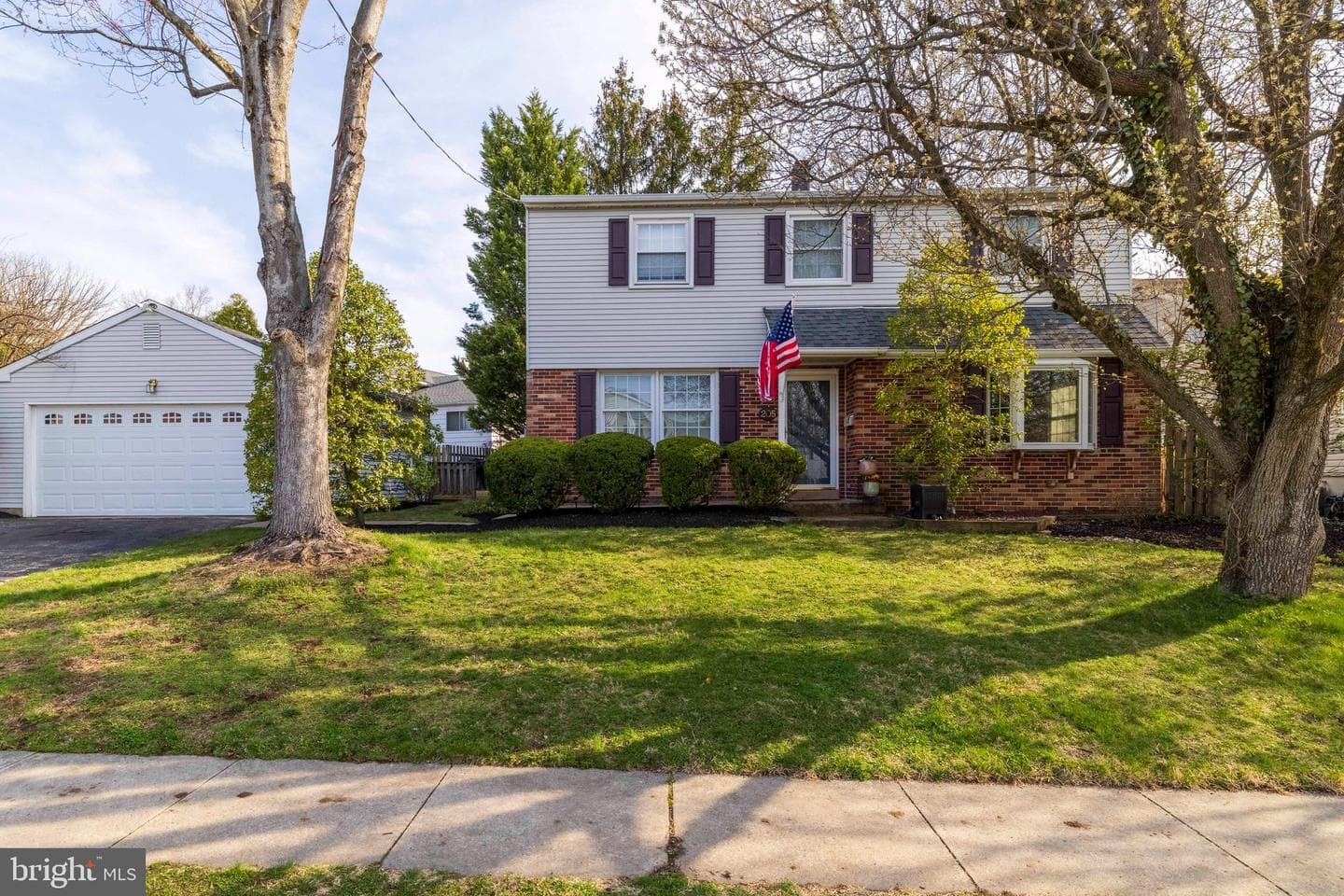 205 Anderson Lane photo 2
