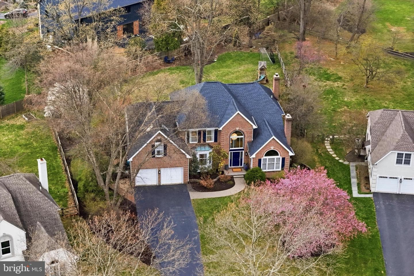 352 Sentry Lane photo 35