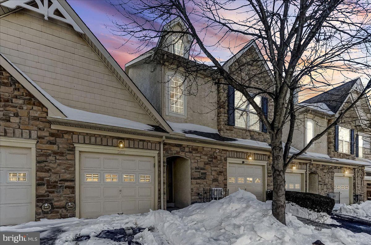 2412 Romano Court photo 31