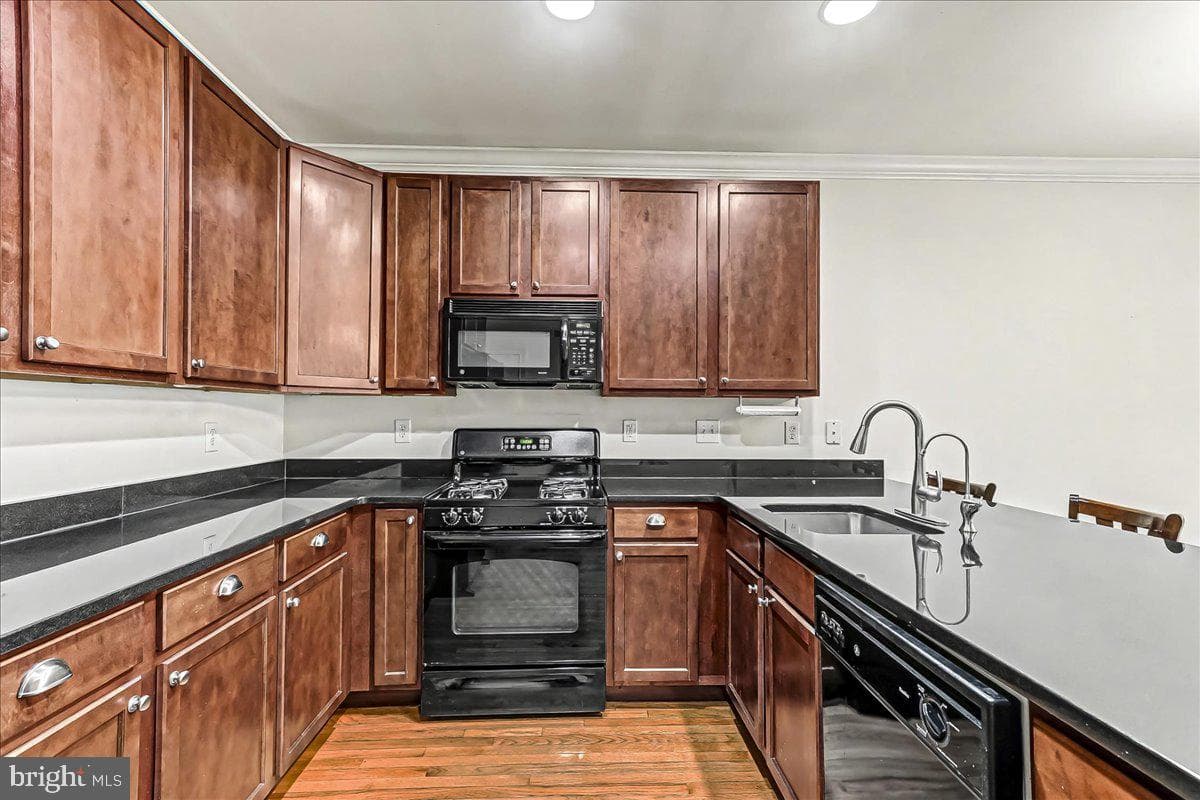 2412 Romano Court photo 8