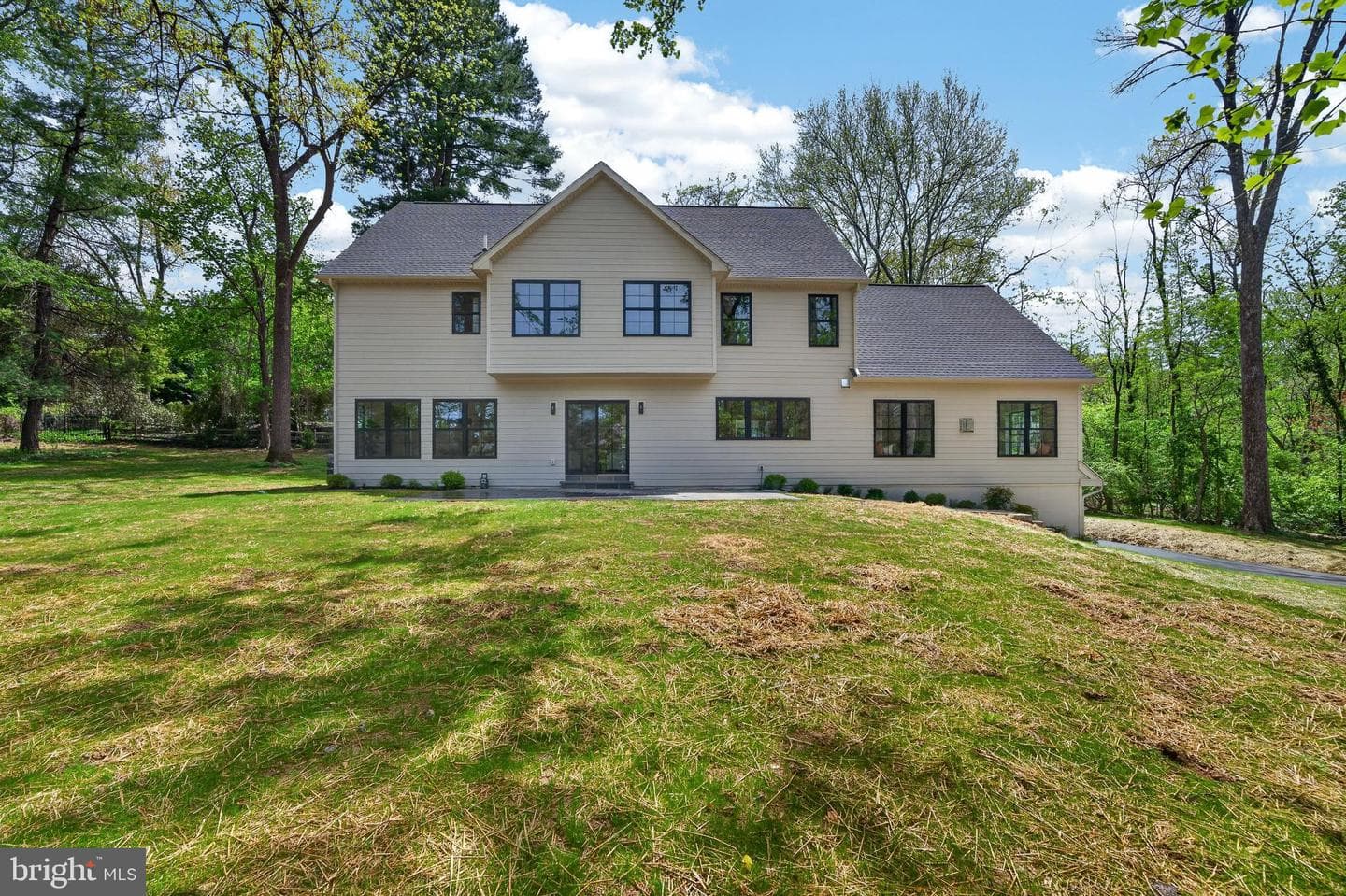 828 Summit Road photo 51
