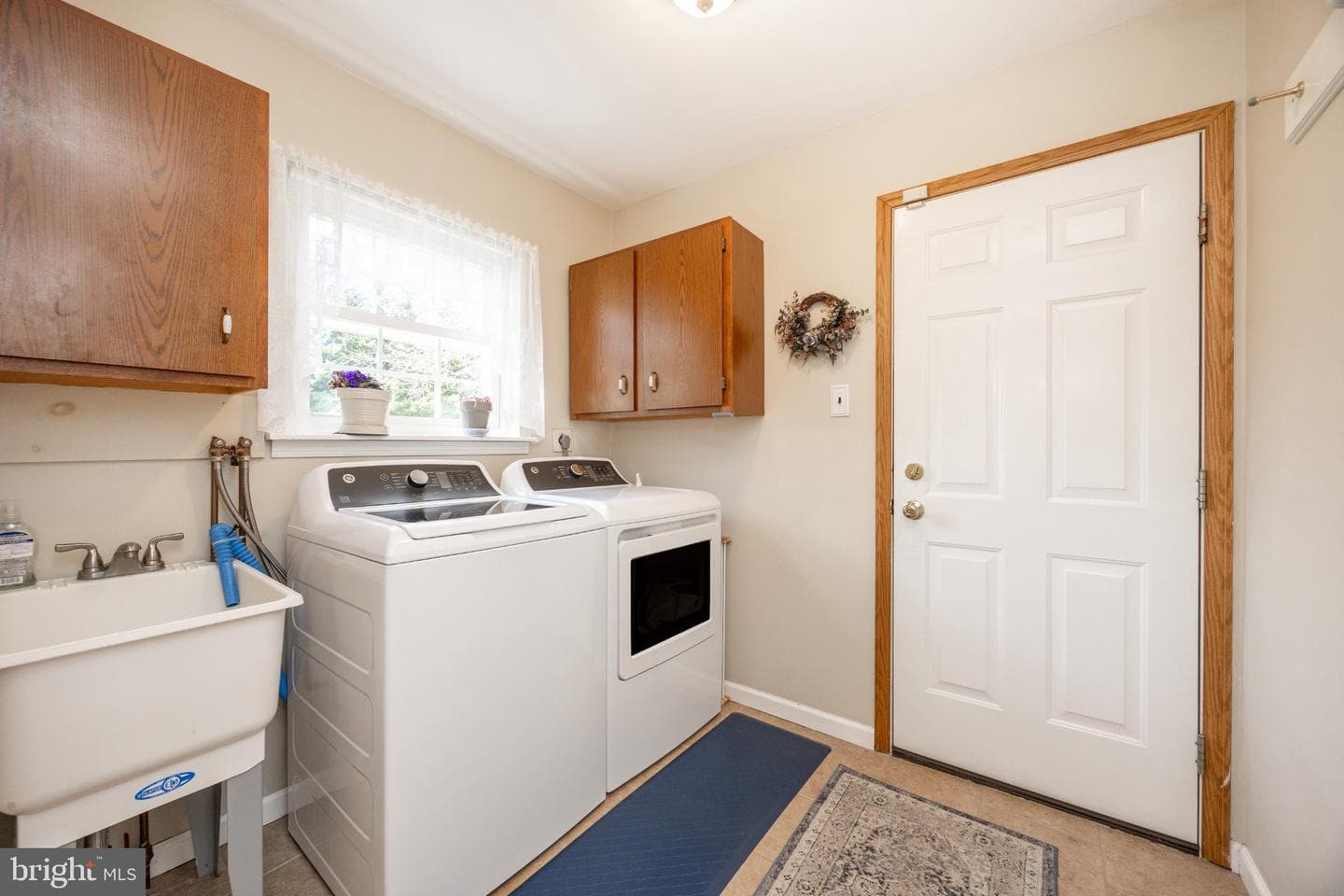 1900 Davis Drive photo 28