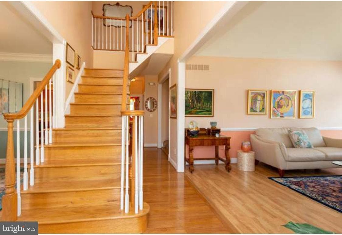 135 Birkdale Drive photo 5