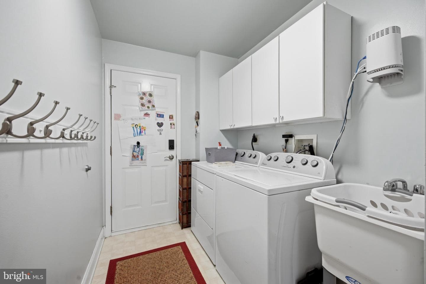 395 Hobson Place photo 24