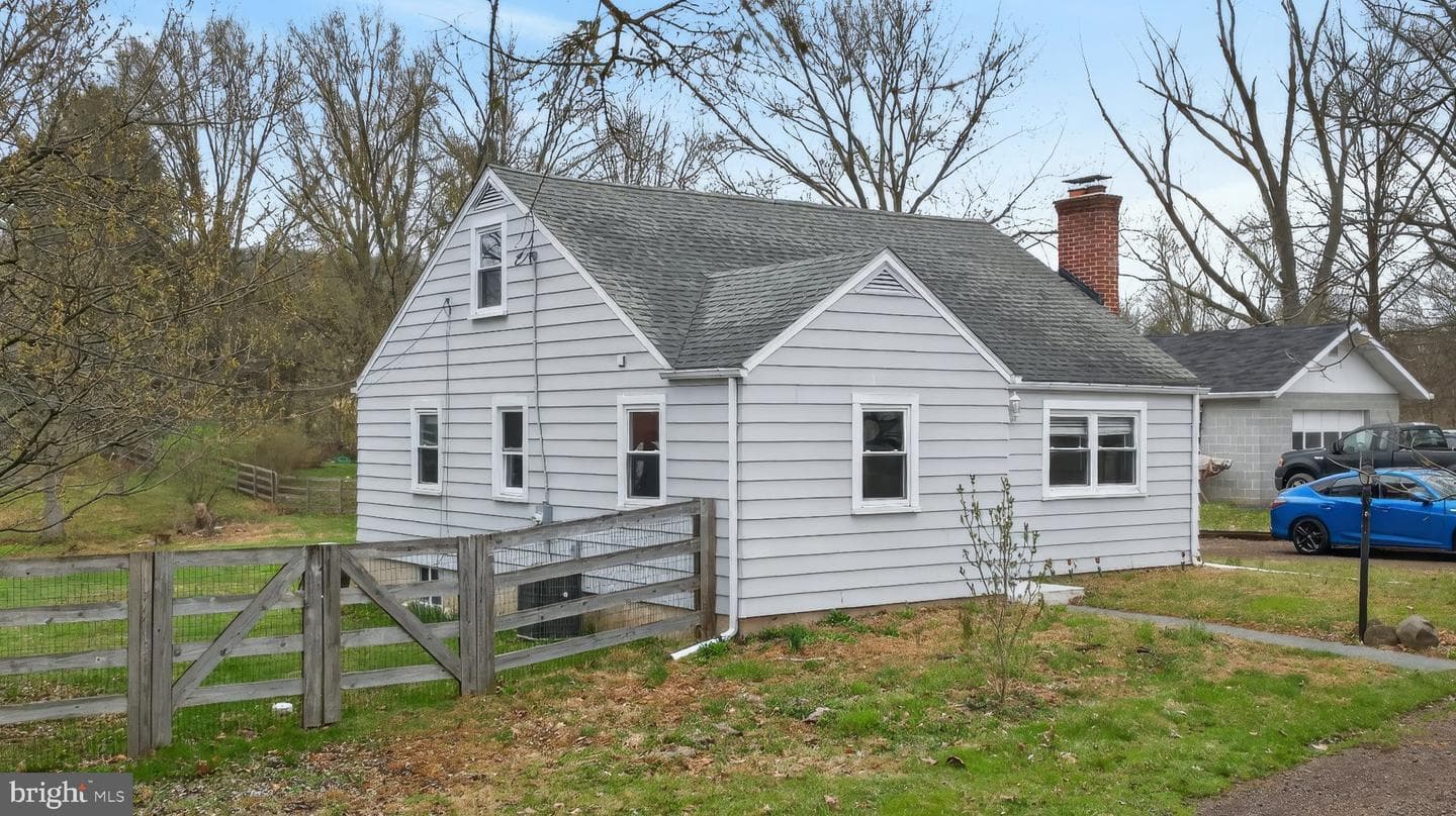 1511 Buchert Road photo 3