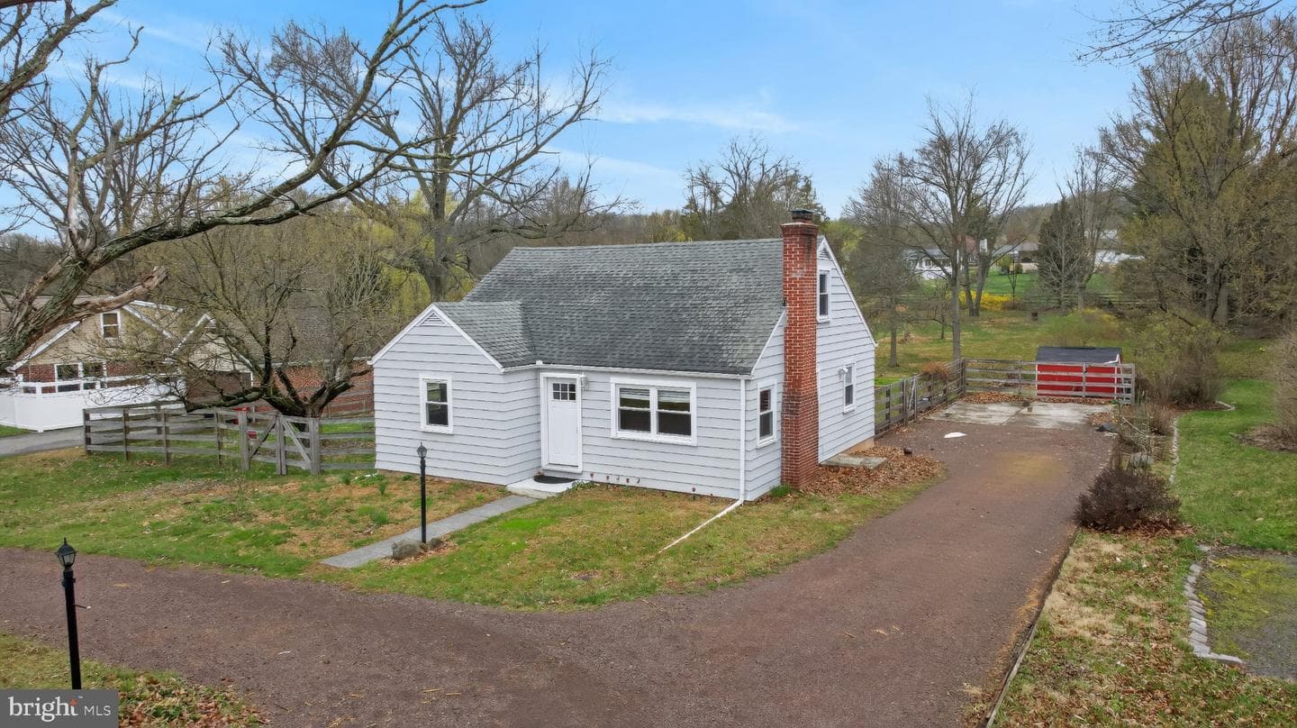 1511 Buchert Road photo 4