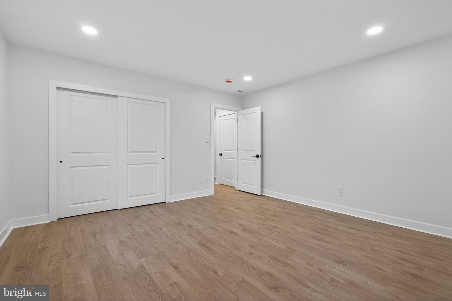 410 Cadwalader Avenue photo 24