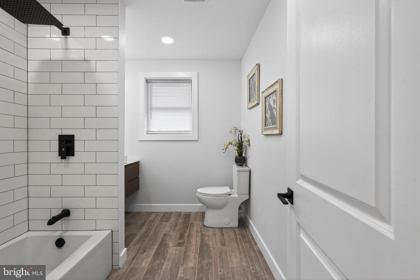 410 Cadwalader Avenue photo 32