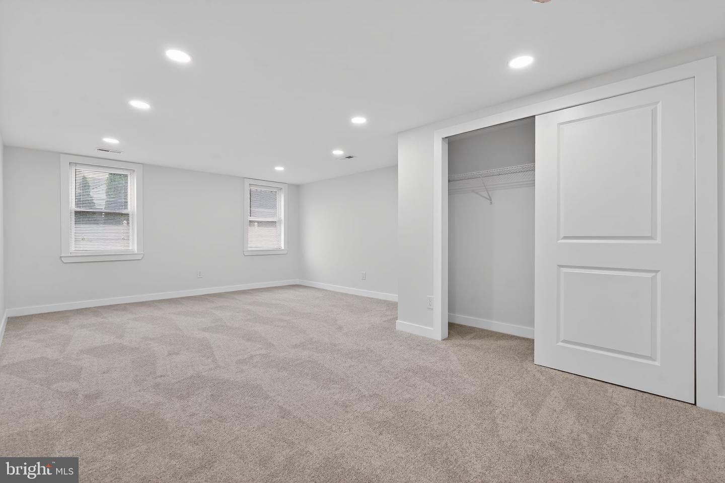 410 Cadwalader Avenue photo 44