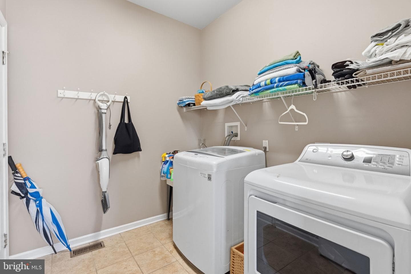 411 Windy Hill Road photo 27