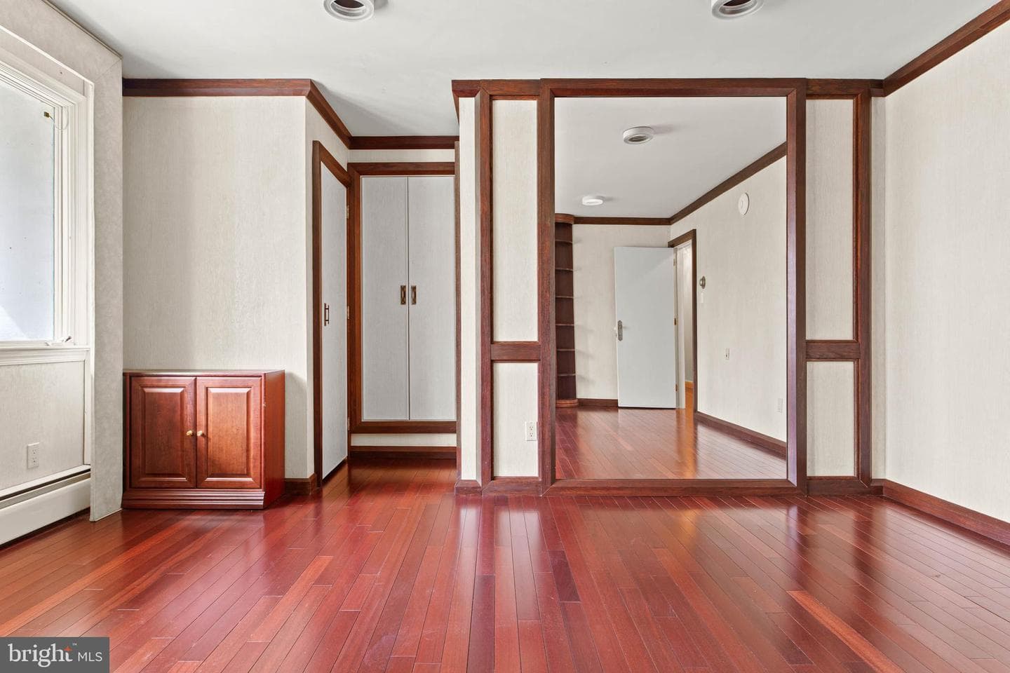 844 Bryn Mawr Avenue photo 37