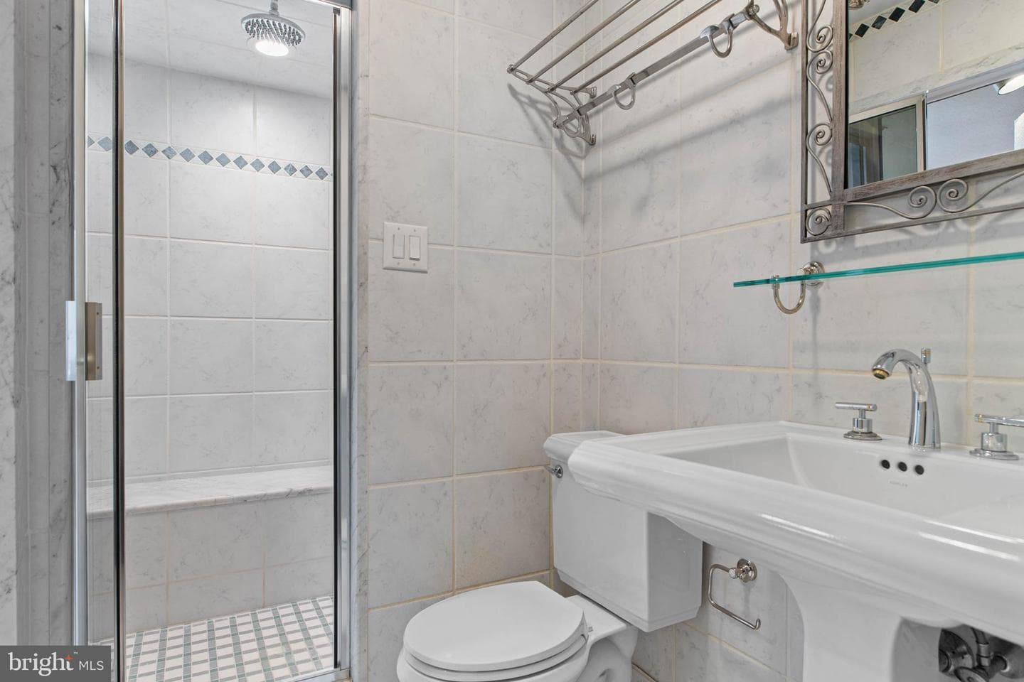 844 Bryn Mawr Avenue photo 49